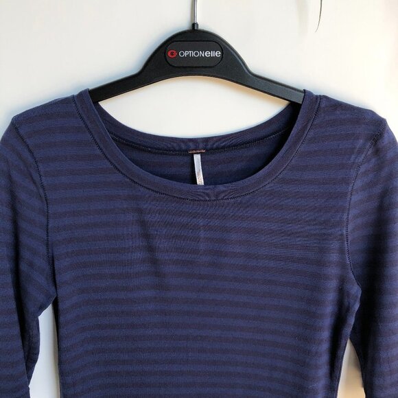 Free People Casual Stripped Scoop Neck 1/2 Sleeve Top Blue Size XS - Picture 3 of 9